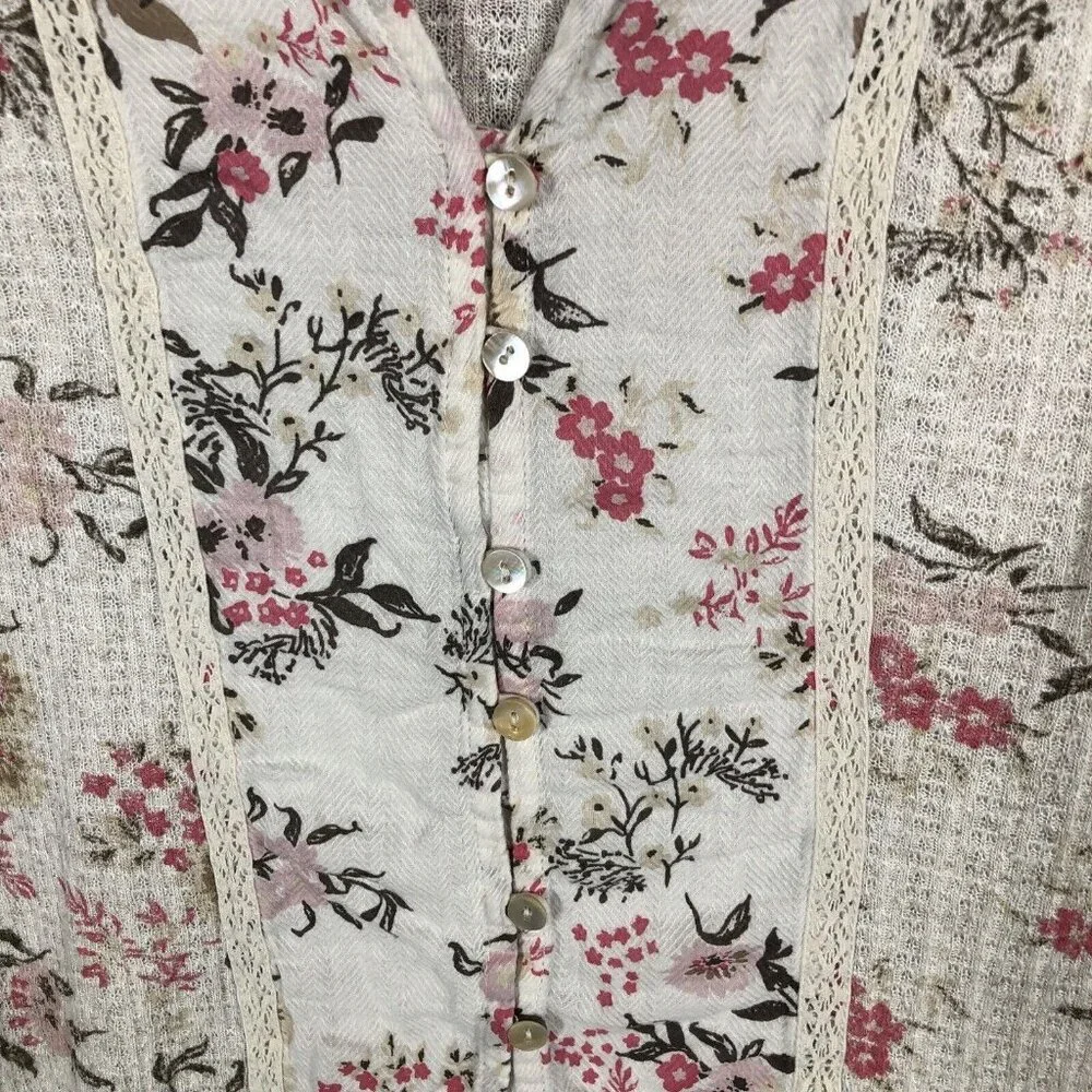 Lucky Brand Women’s Floral Shirt Pearl Buttons Size Small P - Picture 6 of 14